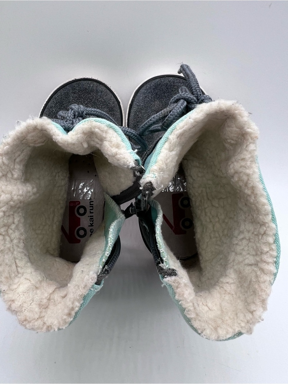 See Kai Run Baby Girl Teal Snowflake Winter Greta Boots with Gray Suede - Picture 9 of 10